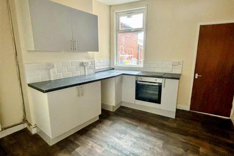 3 bedroom terraced house to rent, Taunton Road, Birmingham B12