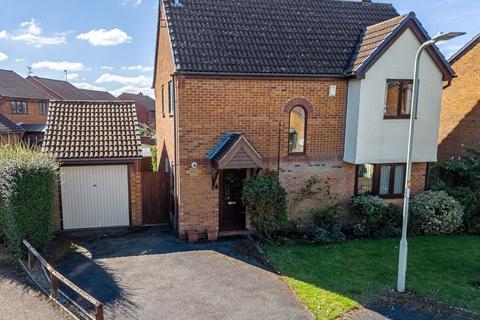 3 bedroom detached house for sale, Claremont Drive, Market Harborough LE16