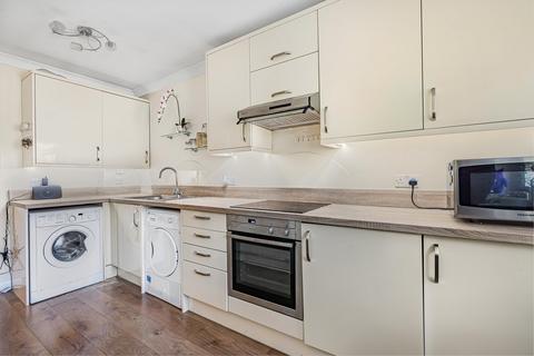 1 bedroom apartment for sale, 101 Gresham Road, STAINES-UPON-THAMES, STAINES-UPON-THAMES, TW18