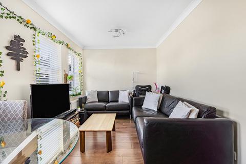 1 bedroom apartment for sale, 101 Gresham Road, STAINES-UPON-THAMES, STAINES-UPON-THAMES, TW18