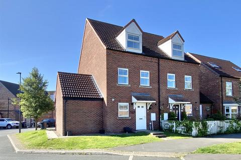 3 bedroom semi-detached house for sale, Calvert Way, Bedale