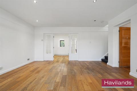 4 bedroom semi-detached house for sale, Second Avenue, Bush Hill