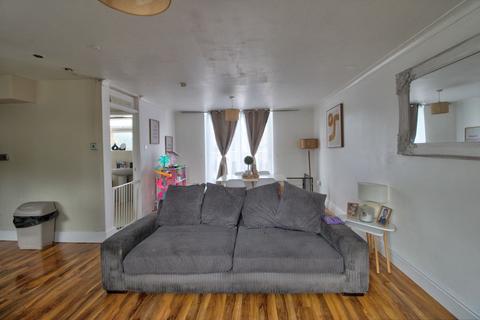 13 Pollard Hatch, Harlow, CM19 4LA