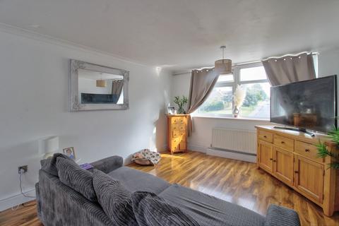 13 Pollard Hatch, Harlow, CM19 4LA