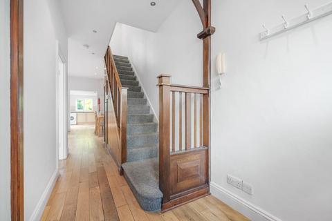 27 Trelawn Road, London, SW2 1DH