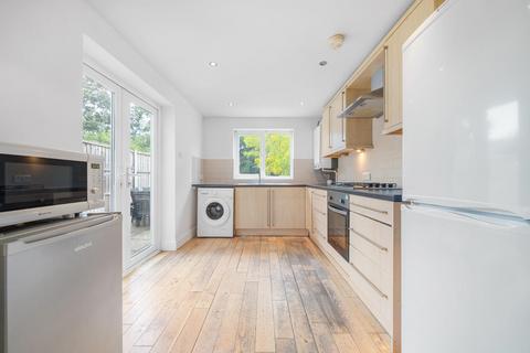 27 Trelawn Road, London, SW2 1DH