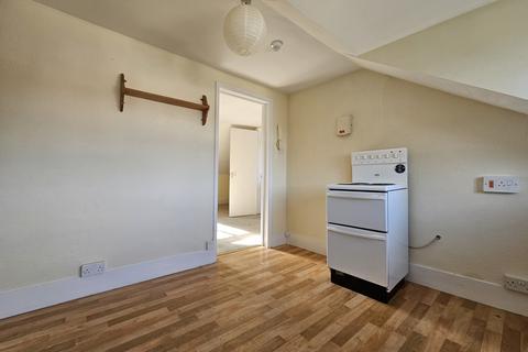 1 bedroom flat to rent, Endless Street, Salisbury, Wiltshire, SP1