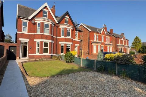 1 bedroom ground floor flat to rent, Mill Lane, Churchtown, Southport