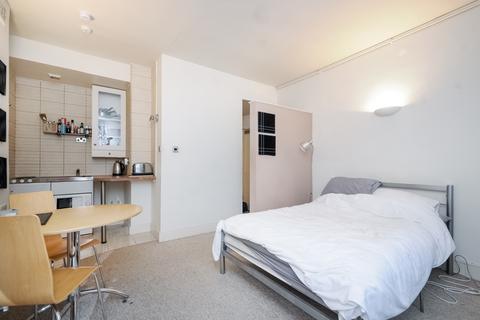 Studio to rent, Milson Road West Kensington W14