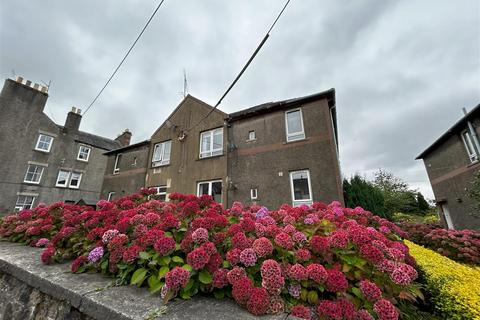 2 bedroom flat to rent, Tay Street, Newburgh