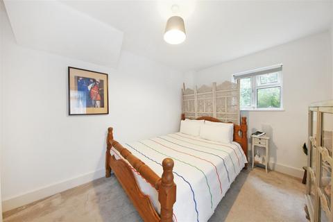 1 bedroom flat for sale, Petersfield Road, Acton W3