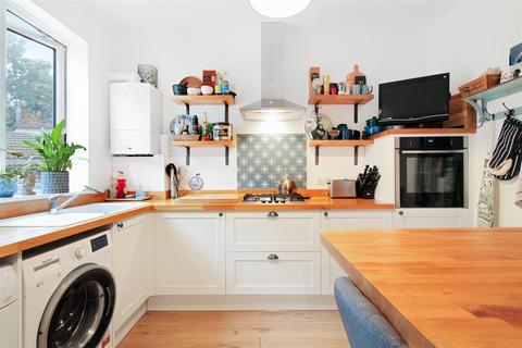 1 bedroom flat for sale, Petersfield Road, Acton W3