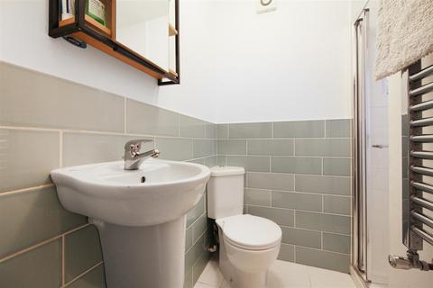 1 bedroom flat for sale, Petersfield Road, Acton W3