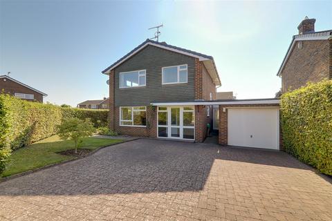 3 bedroom detached house for sale, The Templars, Worthing