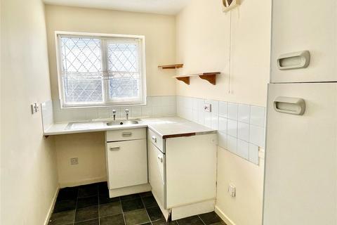 1 bedroom flat for sale, Heather Close, Oswestry, Shropshire, SY11