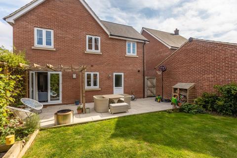 4 bedroom detached house for sale, Meadow Drive, Malton YO17