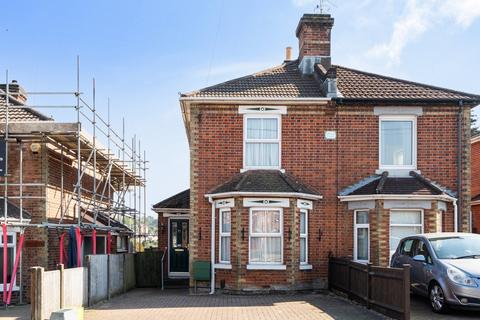 3 bedroom semi-detached house for sale, Bath Road, Hampshire SO19