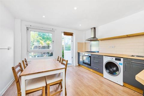 33 Flanders Crescent, London, SW17 9JB