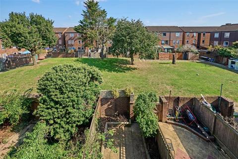 33 Flanders Crescent, London, SW17 9JB