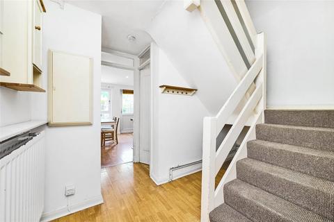 33 Flanders Crescent, London, SW17 9JB