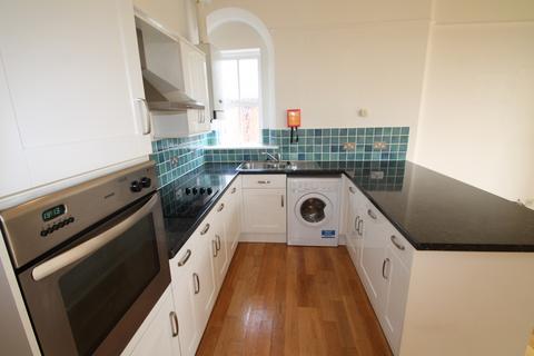 2 bedroom terraced house to rent, Flat 4, 19 Lenton Road, The Park, Nottingham, NG7 1DQ