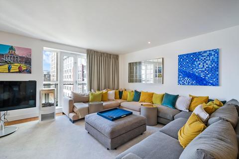 3 bedroom flat to rent, Hanover House, 32 Westferry Circus, Canary Wharf, London, E14