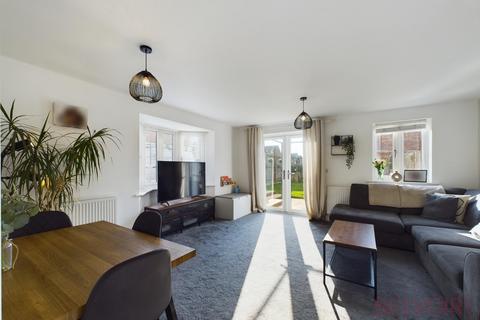 3 bedroom end of terrace house for sale, Madejski Way, Kirkby-In-Ashfield, NG17