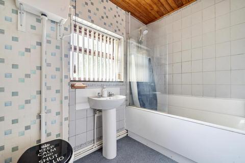 3 bedroom semi-detached house for sale, Worcester,  Worcestershire,  WR5