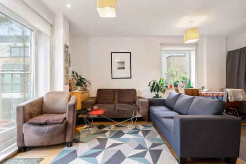 2 bedroom flat to rent, Forge Square, Nr Canary Wharf, London, E14