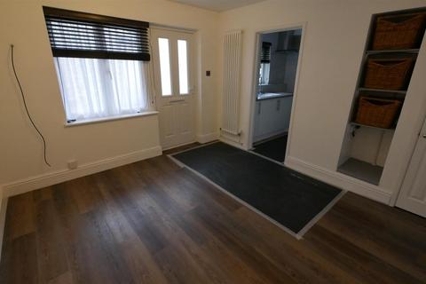 2 bedroom apartment to rent, Lynch Road, Weymouth