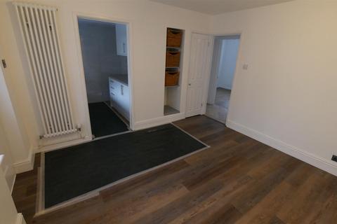 2 bedroom apartment to rent, Lynch Road, Weymouth