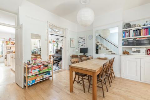 4 bedroom house to rent, Queens Park Road, Brighton BN2