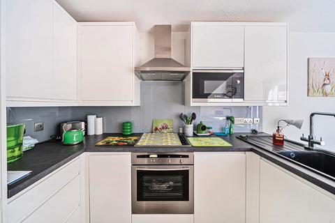 2 bedroom terraced house for sale, Mayfair Gardens, Banister Park, Southampton, Hampshire, SO15