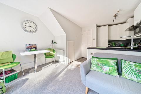 2 bedroom terraced house for sale, Mayfair Gardens, Banister Park, Southampton, Hampshire, SO15