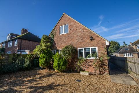 2 bedroom detached house to rent, Oakington Road, Girton, Cambridge