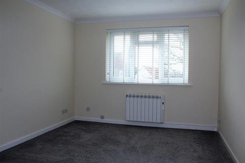 2 bedroom apartment to rent, White Rose Court, Chickerell