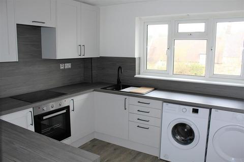 2 bedroom apartment to rent, White Rose Court, Chickerell