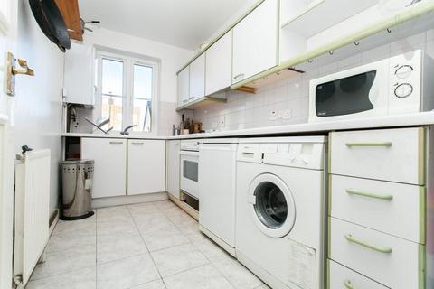 2 bedroom flat for sale, Hackney Road, Shoreditch, London