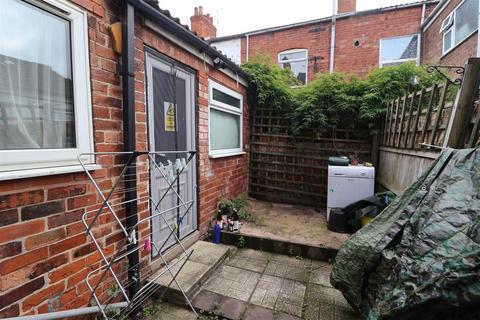 3 bedroom semi-detached house for sale, Manvers Street, Worksop S80