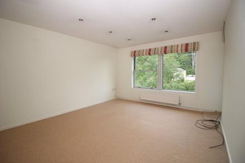 2 bedroom flat to rent, Hockely Court, Weston Park West, Bath