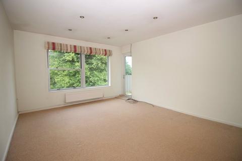 2 bedroom flat to rent, Hockely Court, Weston Park West, Bath