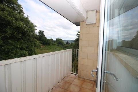 2 bedroom flat to rent, Hockely Court, Weston Park West, Bath