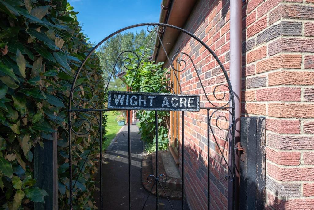 Welcome to Wightacre