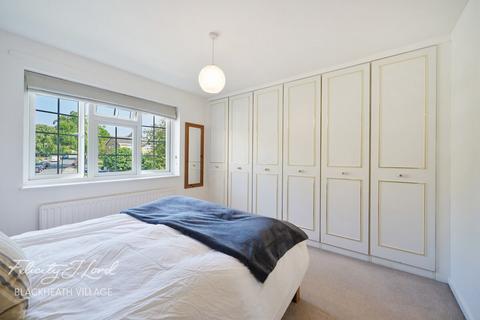 30 Kenilworth Gardens, London, SE18 3JB
