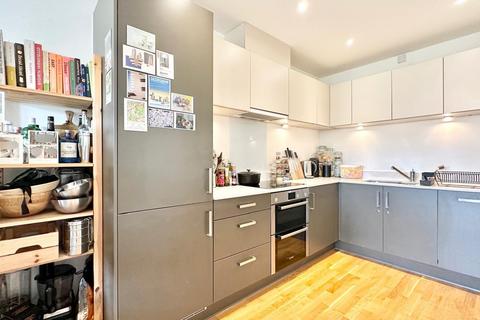 1 bedroom apartment for sale, Sculpture House, Killick Way, London E1