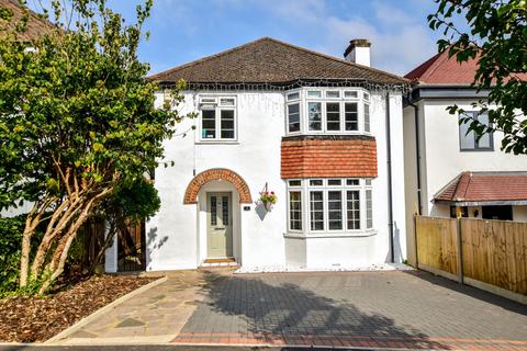 3 bedroom detached house for sale, Coniston Road, Kings Langley, WD4