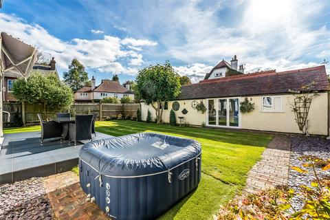 4 bedroom detached house for sale, Tower Road, Tadworth, Surrey, KT20