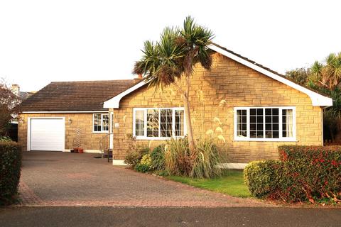 4 bedroom detached bungalow for sale, 24, Rhenwyllan Close, Port St. Mary