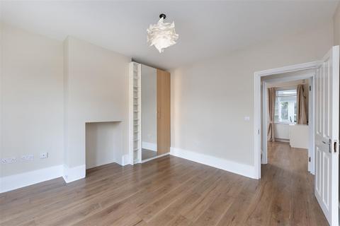 2 bedroom semi-detached house for sale, Whitehorse Lane, London