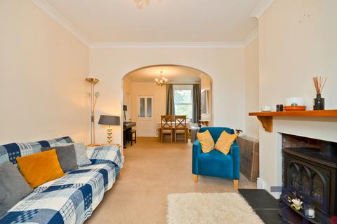 2 bedroom cottage for sale, Castle Road, Ventnor PO38